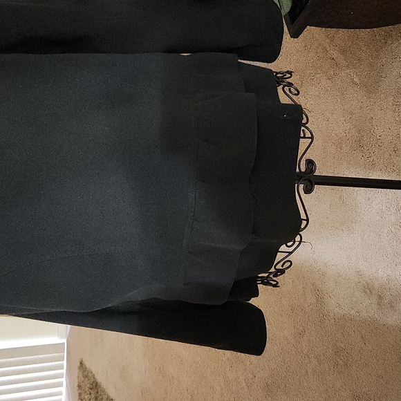 Oleg Cassini Coat - Picture 3 of 4